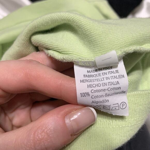 Brandy Melville pastel green ashlyn short sleeve crop t shirt top - Picture 3 of 3